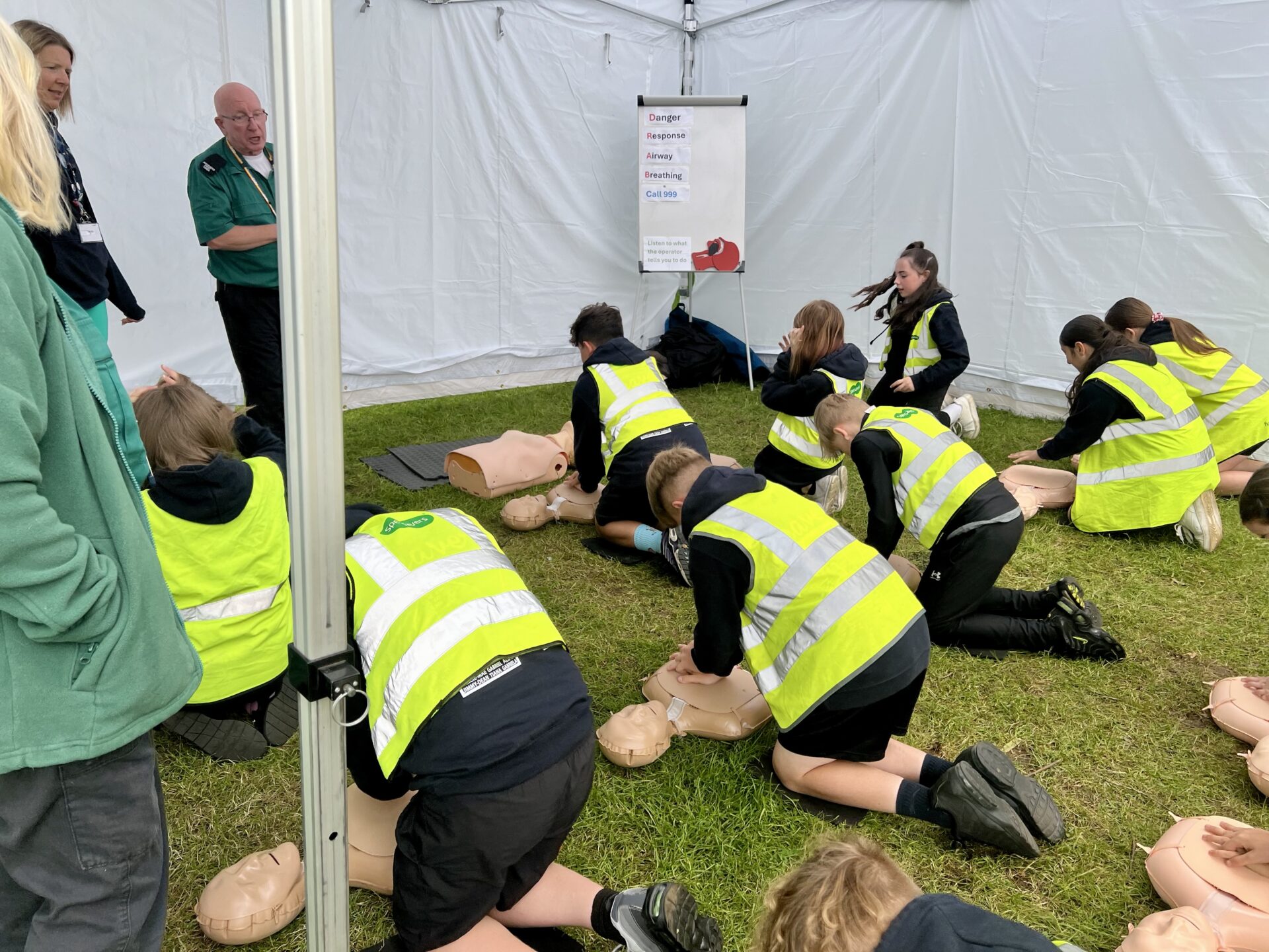 Newark & Sherwood News Journal Safety messages given to hundreds of youngsters Newark